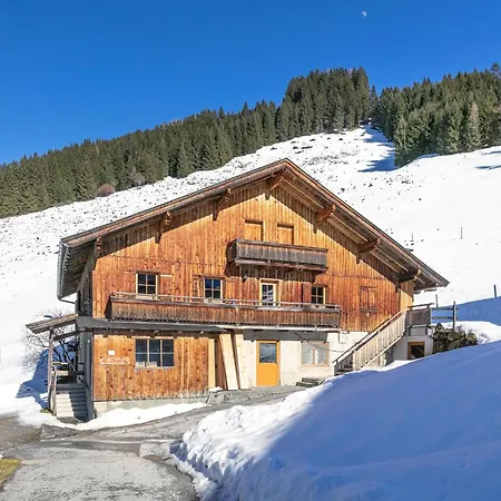 Schoenangeralm Skihuette * ヴィルトシェーナウ