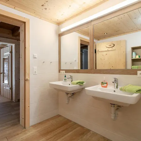 Casa de Férias Schoenangeralm Skihuette Wildschoenau