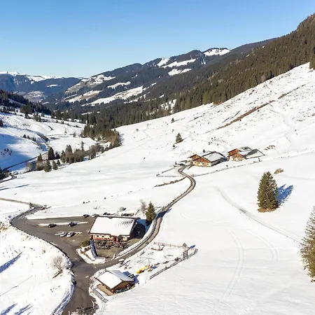 Schoenangeralm Skihuette