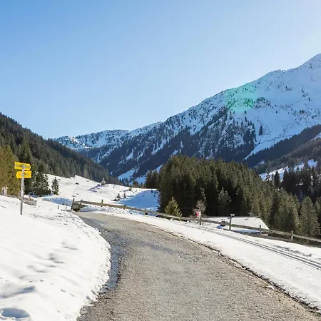 Schoenangeralm Skihuette