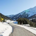 Schoenangeralm Skihuette